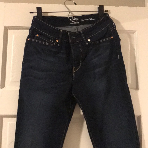 Signature by Levi Strauss Denim - Signature Levi Strauss Skinny Jeans